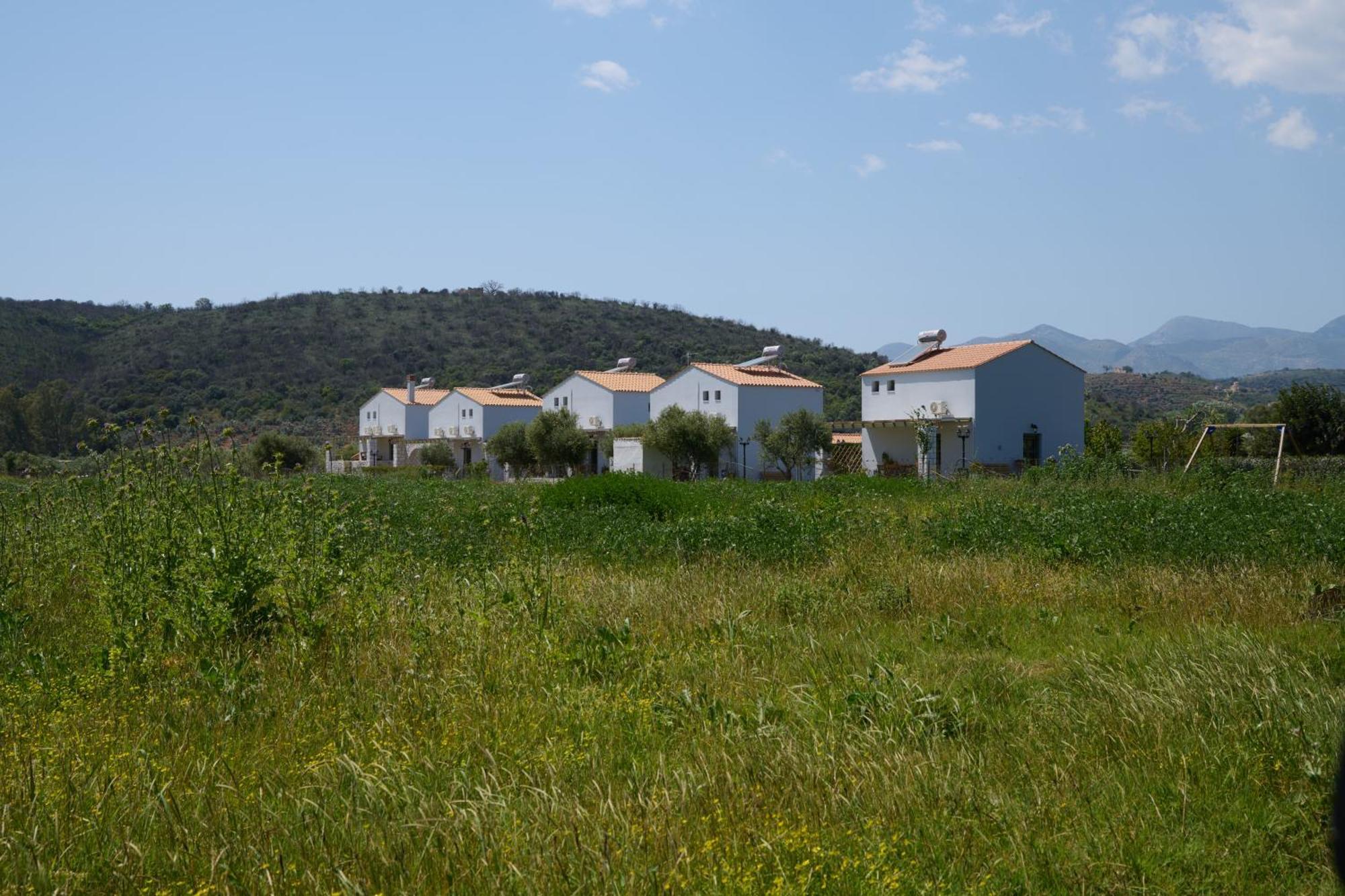 La Familia Luxury Private Maisonettes Near The Sea Gythio Buitenkant foto