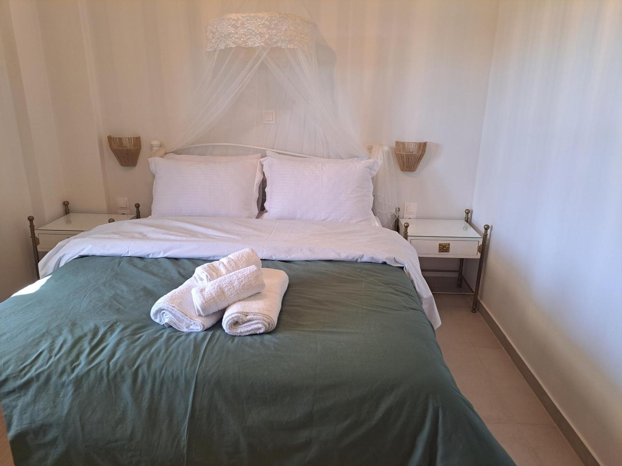 La Familia Luxury Private Maisonettes Near The Sea Gythio Buitenkant foto